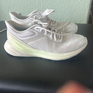 Lululemon Blissfeel running Shoes